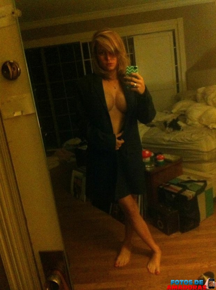 Brie Larson nua em nude amador